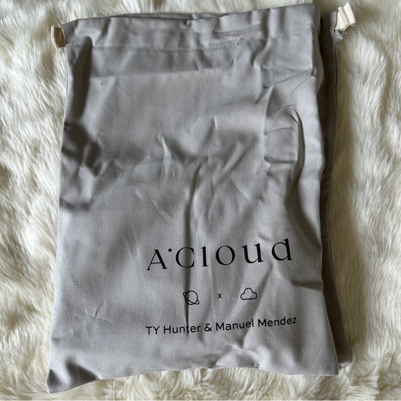 A.Cloud Black Hole Bag NWT - Picture 2 of 8